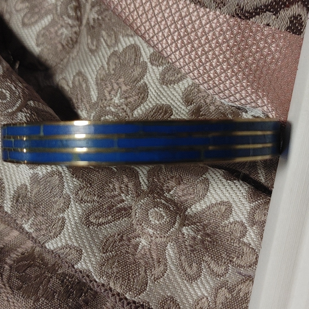 BRACLETS - Picture 5 of 7